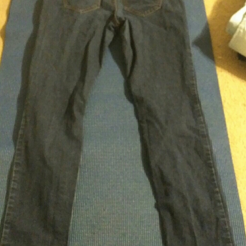 Jeans - Picture 2 of 3
